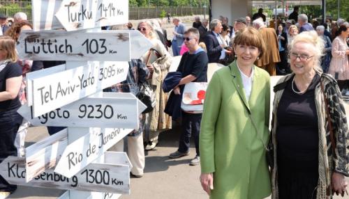 Oberbürgermeisterin Henriette Reker mit Claudia Burger von CologneAlliance. Foto: Martina Goyert