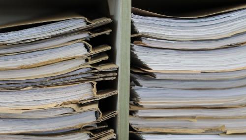 Bei juristischen Problemen können Sie ich fachlich unterstützen lassen! Symbolfoto: Birgit Böllinger / Pixabay